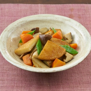 さつま揚の煮物