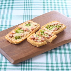 栃尾油揚げのピザ