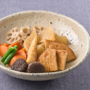 さつま揚と野菜の炊き合わせ