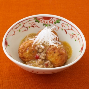 五目豆腐揚の麻婆餡かけ