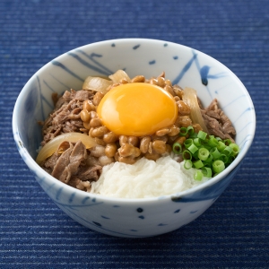 牛とろ納豆丼