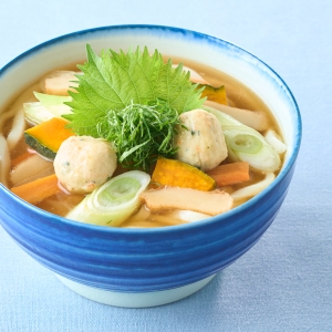 大葉とつみれと8種具材の鶏だしうどん