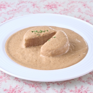 味しみ大根のポルチーニソース