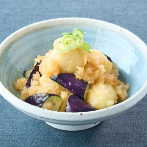 つみれの天ぷらと揚げナスのおろし大根和え